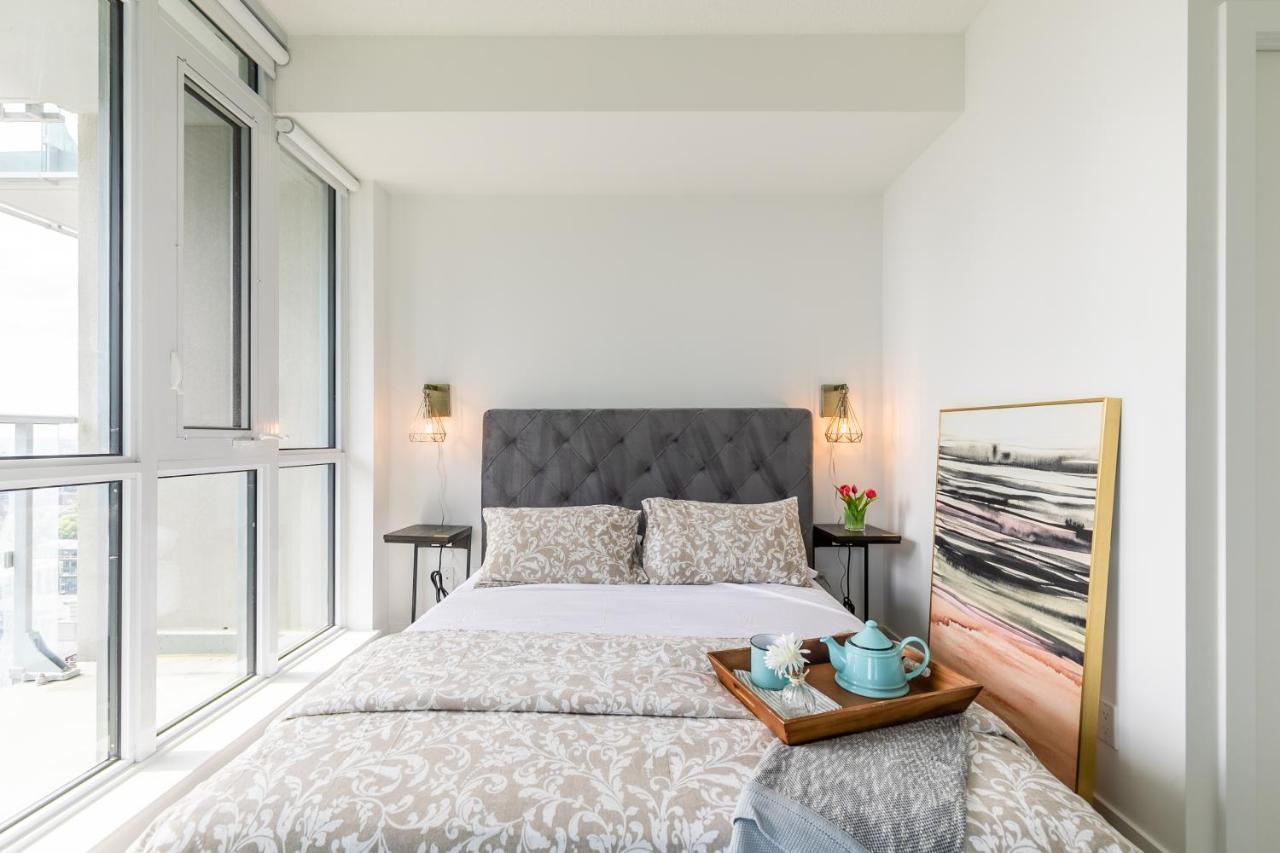 Luxury 2 Bedroom In The Heart Of Entertainment District W/ Cn Tower View Τορόντο Εξωτερικό φωτογραφία