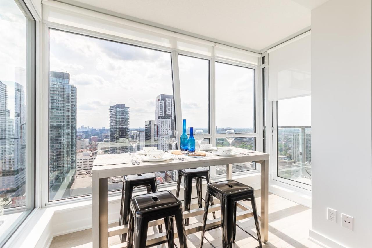 Luxury 2 Bedroom In The Heart Of Entertainment District W/ Cn Tower View Τορόντο Εξωτερικό φωτογραφία