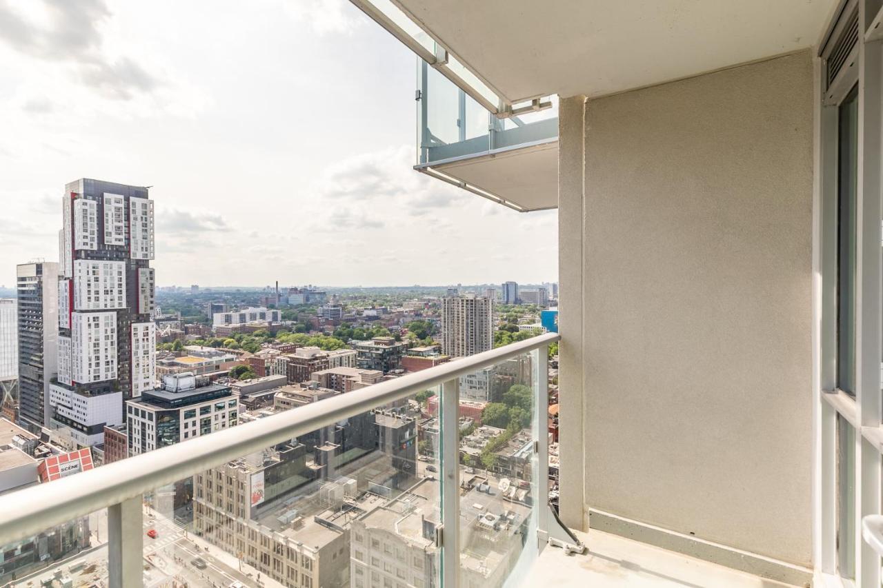 Luxury 2 Bedroom In The Heart Of Entertainment District W/ Cn Tower View Τορόντο Εξωτερικό φωτογραφία